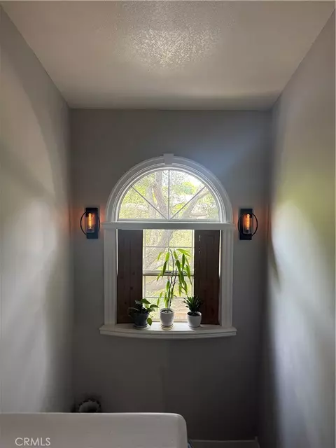 Entry Way - 218 E Tefft, Nipomo, CA 93444 photo 3 of 4