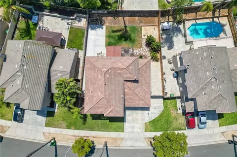 View/Area - 17889 Orangewood Ln, Riverside, CA 92503 photo 3 of 6