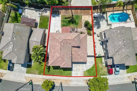 View/Area - 17889 Orangewood Ln, Riverside, CA 92503 photo 2 of 6