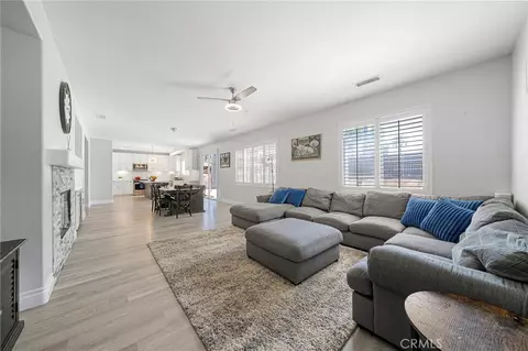 Entry Way - 17889 Orangewood Ln, Riverside, CA 92503 photo 1 of 3