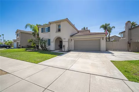 Exterior - 17889 Orangewood Ln, Riverside, CA 92503 photo 6 of 6