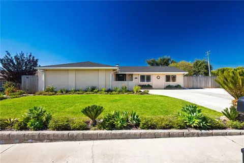 393 Mountain Vw, Santa Maria, CA 93455