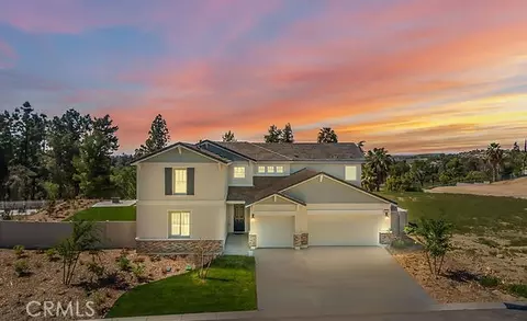 5609 Levanto, Bakersfield, CA 93306