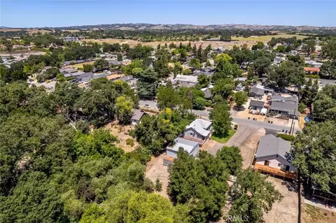 View/Area - 611 Salinas, Templeton, CA 93465 photo 3 of 5