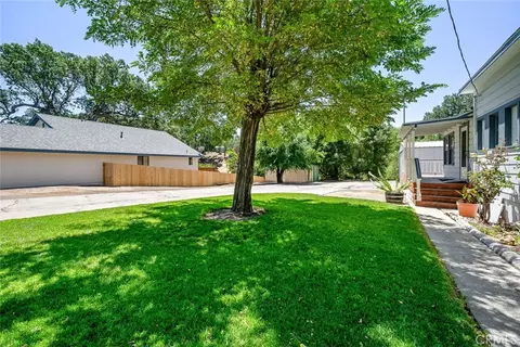 Exterior - 611 Salinas, Templeton, CA 93465 photo 4 of 9