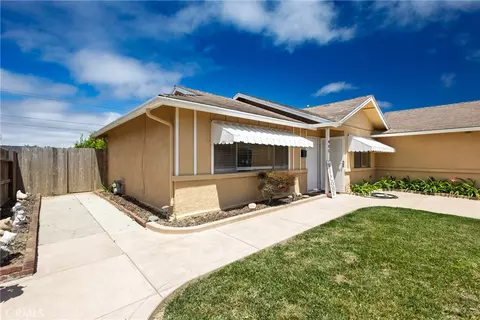 Exterior - 405 N V, Lompoc, CA 93436 photo 4 of 8