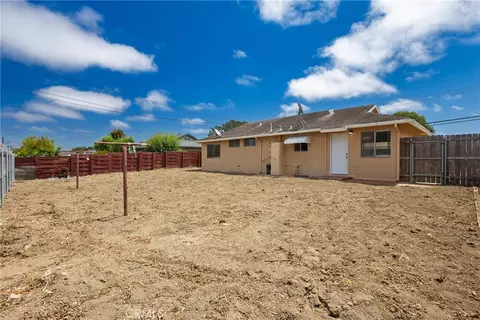 Exterior - 405 N V, Lompoc, CA 93436 photo 5 of 8