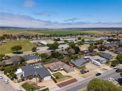 View/Area - 405 N V, Lompoc, CA 93436 photo 5 of 7