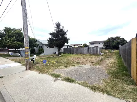 557 S 10th, Grover Beach, CA 93433 photo 3