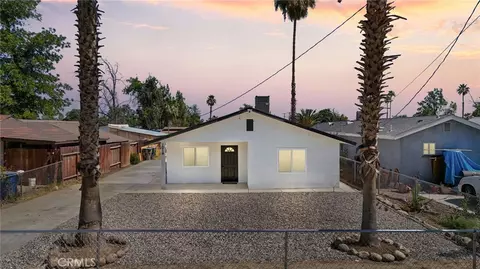 1014 E Casa Loma, Bakersfield, CA 93307