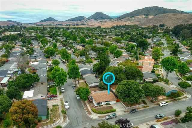 1236 Cayucos Dr, San Luis Obispo, CA 93405