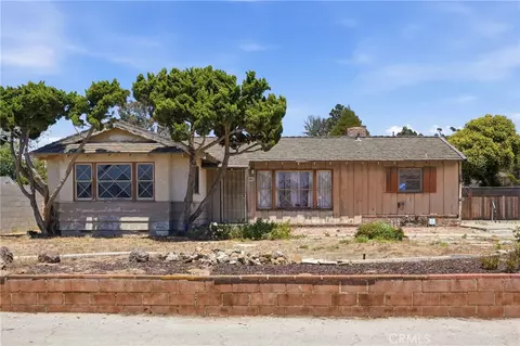 3480 Dickson Dr, Santa Maria, CA 93455