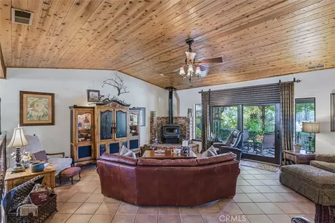 Living - 1695 Southfork, Paso Robles, CA 93446 photo 1 of 4