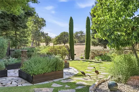 Exterior - 1695 Southfork, Paso Robles, CA 93446 photo 11 of 22