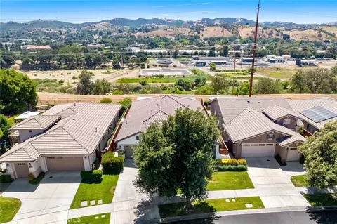 View/Area - 2441 Traditions Loop, Paso Robles, CA 93446 photo 2 of 11