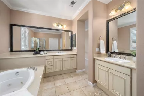 Bath - 2441 Traditions Loop, Paso Robles, CA 93446 photo 1 of 3