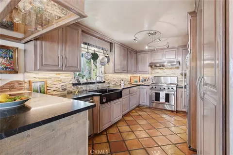 Kitchen - 4582 4th St, Carpinteria, CA 93013 photo 1 of 6