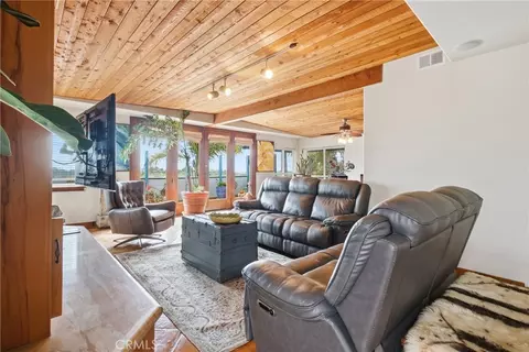 Living - 4582 4th St, Carpinteria, CA 93013 photo 3 of 6