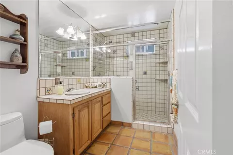 Bath - 4582 4th St, Carpinteria, CA 93013 photo 1 of 5