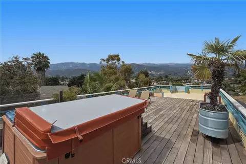 Exterior - 4582 4th St, Carpinteria, CA 93013 photo 7 of 12