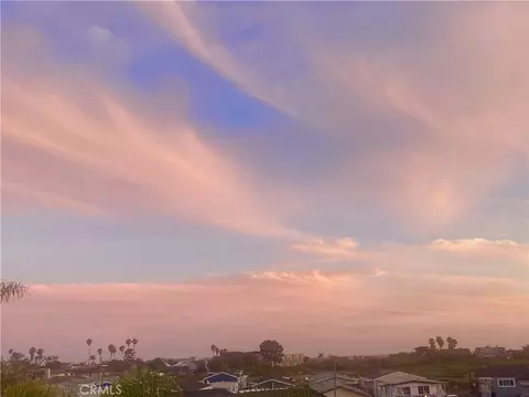 View/Area - 4582 4th St, Carpinteria, CA 93013 photo 1 of 8