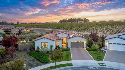 1330 Riley Ln, Nipomo, CA 93444