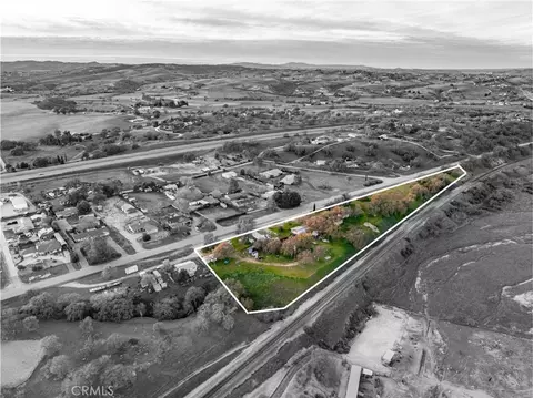 6880 Monterey Rd, Paso Robles, CA 93446 photo 3