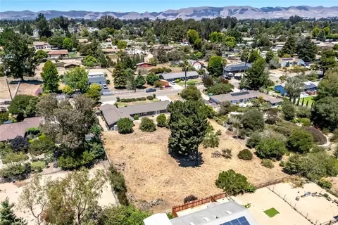 View/Area - 351 Pablo Ln, Nipomo, CA 93444 photo 3 of 8