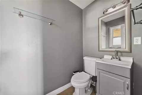 907 W Olive Ave, Redlands, CA 92373 photo 27