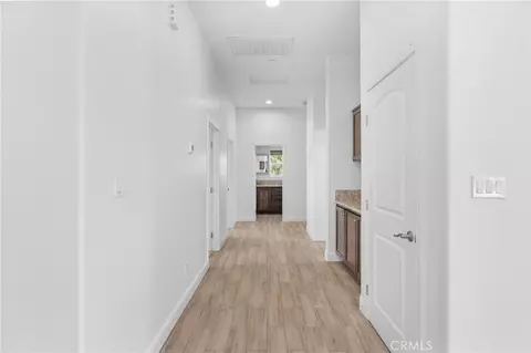 Entry Way - 14111 Danbur, Bakersfield, CA 93311 photo 4 of 5