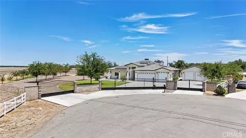 Exterior - 14111 Danbur, Bakersfield, CA 93311 photo 10 of 16