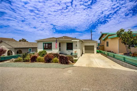 953 Anchor St, Morro Bay, CA 93442