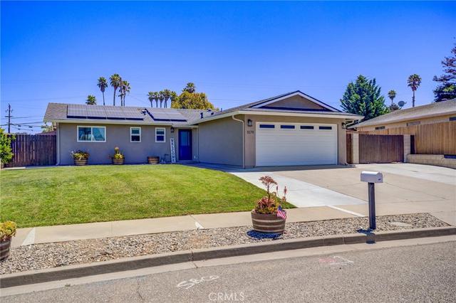1079 Via Esmeralda, Santa Maria, CA 93455