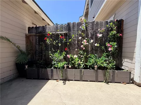 Exterior - 1000 W Chestnut Ave, Lompoc, CA 93436 photo 3 of 10