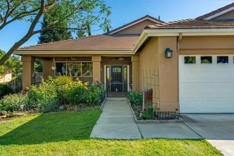 Exterior - 322 Montebello Oaks, Paso Robles, CA 93446 photo 4 of 16