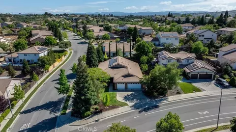View/Area - 322 Montebello Oaks, Paso Robles, CA 93446 photo 2 of 9