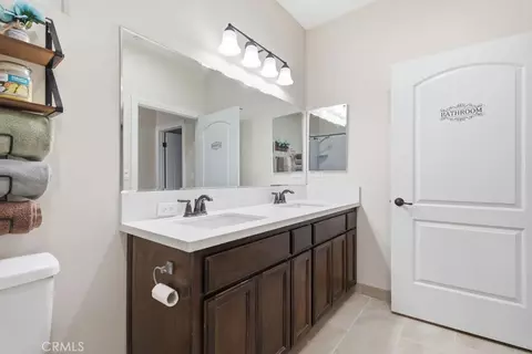 Bath - 405 Hillard, Taft, CA 93268 photo 1 of 1