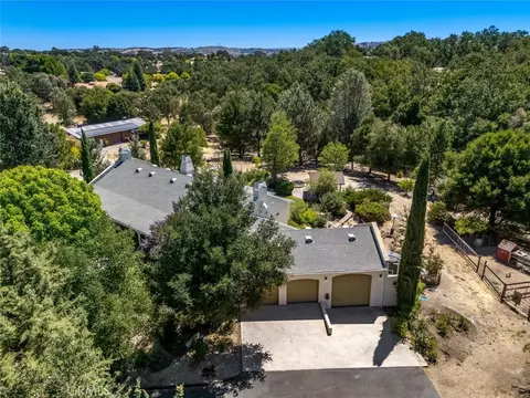 Exterior - 1457 Brambles Ct, Templeton, CA 93465 photo 27 of 28