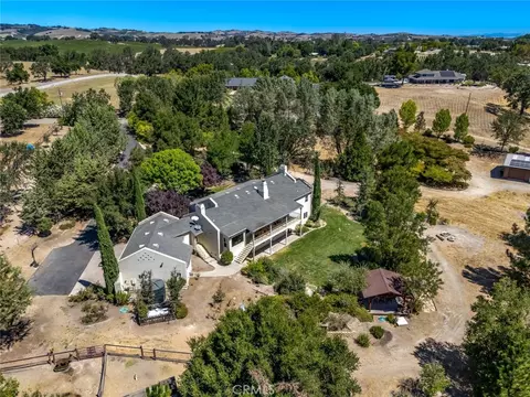 View/Area - 1457 Brambles Ct, Templeton, CA 93465 photo 4 of 6