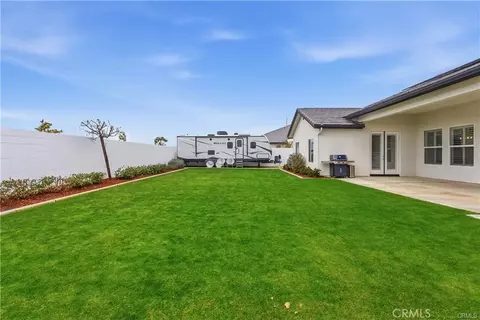 Exterior - 16729 Starview Ct, Bakersfield, CA 93314 photo 4 of 8