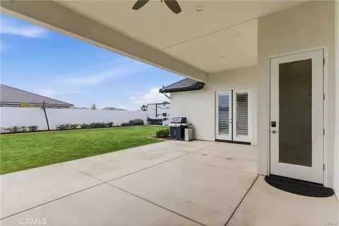 Exterior - 16729 Starview Ct, Bakersfield, CA 93314 photo 3 of 8