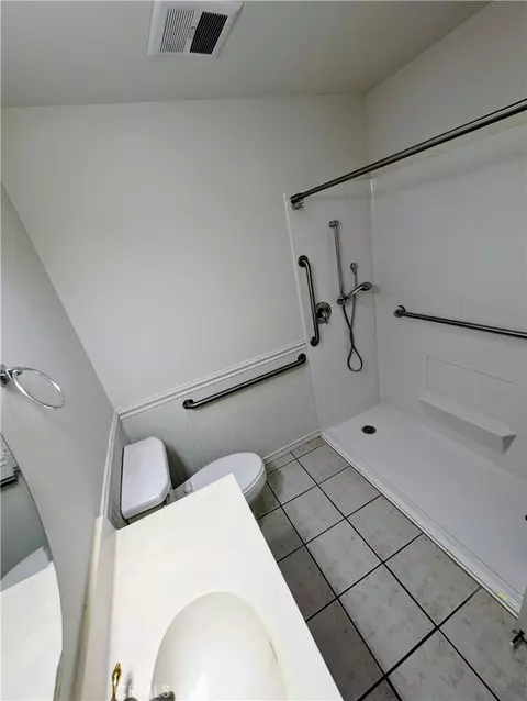 Bath - 1610 15th, Oceano, CA 93445 photo 1 of 2