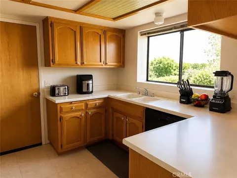 5430 Fa-rousse, Paso Robles, CA 93446 photo 6