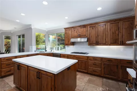 Kitchen - 616 Misty Gln, Nipomo, CA 93444 photo 3 of 5