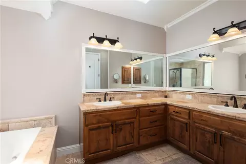 Bath - 616 Misty Gln, Nipomo, CA 93444 photo 3 of 7