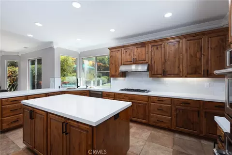 Kitchen - 616 Misty Gln, Nipomo, CA 93444 photo 3 of 5
