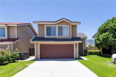 Exterior - 422 Sherwood Pl, Tehachapi, CA 93561 photo 3 of 12