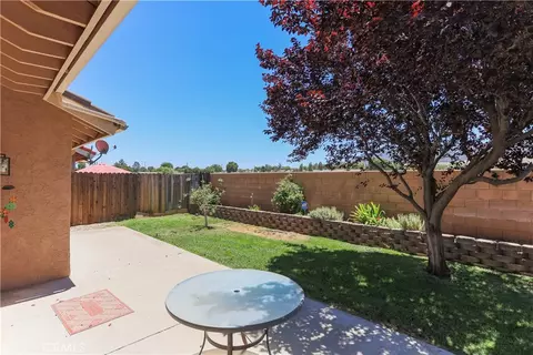 Exterior - 422 Sherwood Pl, Tehachapi, CA 93561 photo 9 of 12
