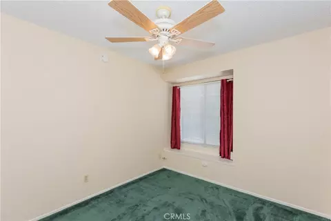 Bedroom - 422 Sherwood Pl, Tehachapi, CA 93561 photo 4 of 8