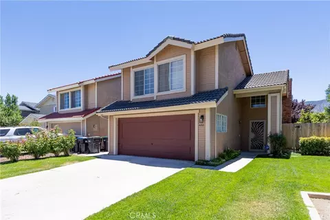 Exterior - 422 Sherwood Pl, Tehachapi, CA 93561 photo 4 of 12